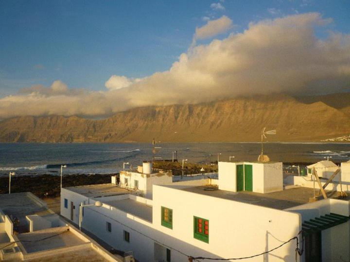 Beautiful Small Bungalow, Amazing Views And Garden Фамара Екстер'єр фото
