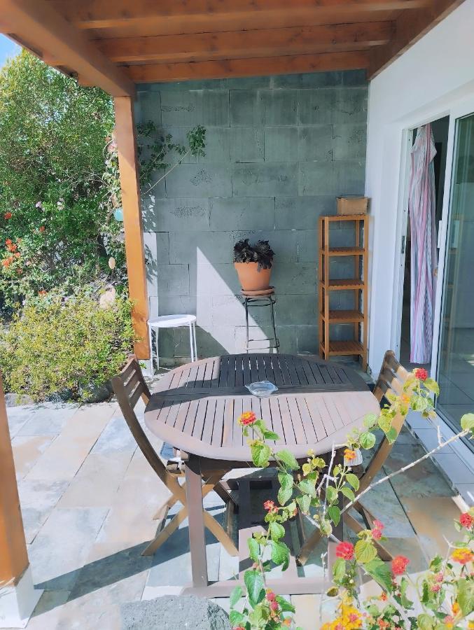 Beautiful Small Bungalow, Amazing Views And Garden Фамара Екстер'єр фото